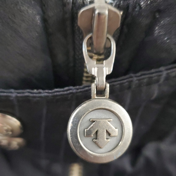 ‼️last chance. black ski suit. Women's size 4. Brand Descent. - Picture 6 of 16